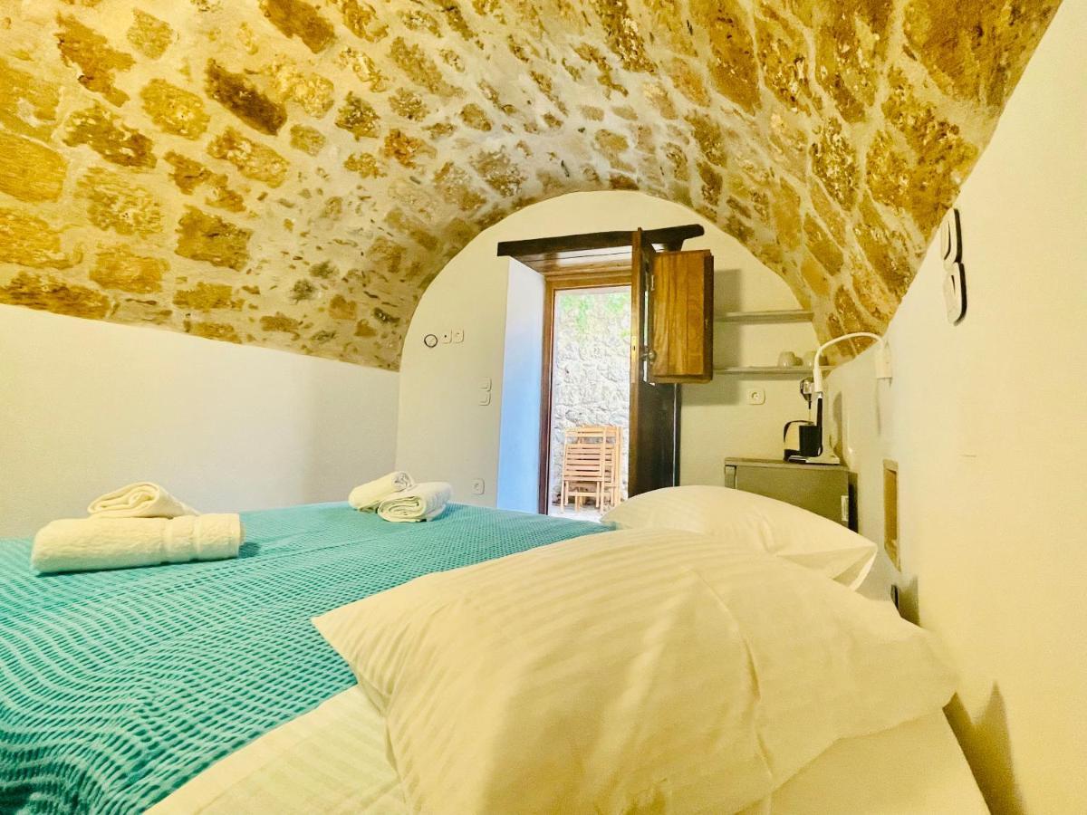Vecchia Casa Kamara Apartment Monemvasia Exterior photo
